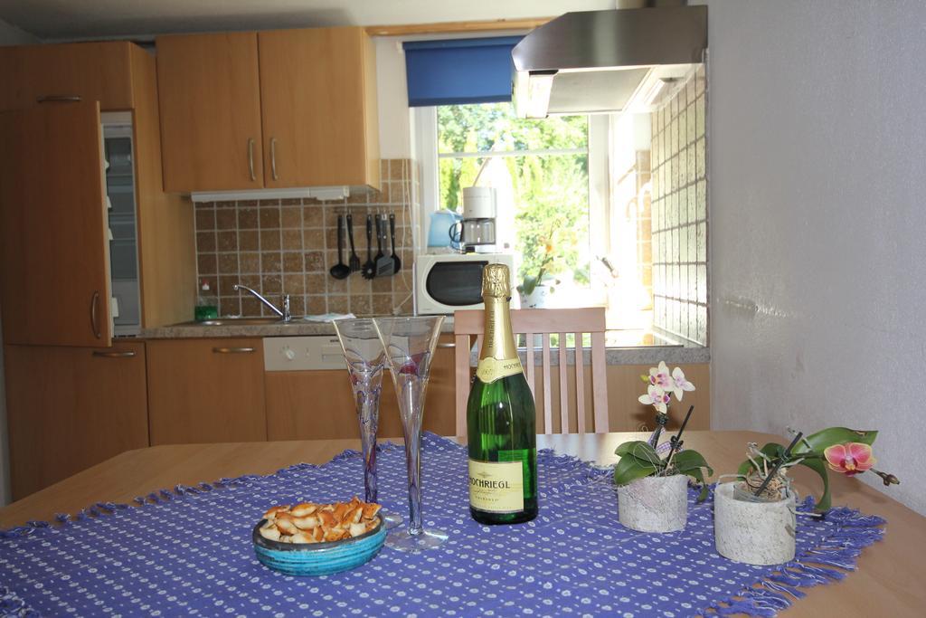 Appartementhaus Mentil Flattach Zimmer foto